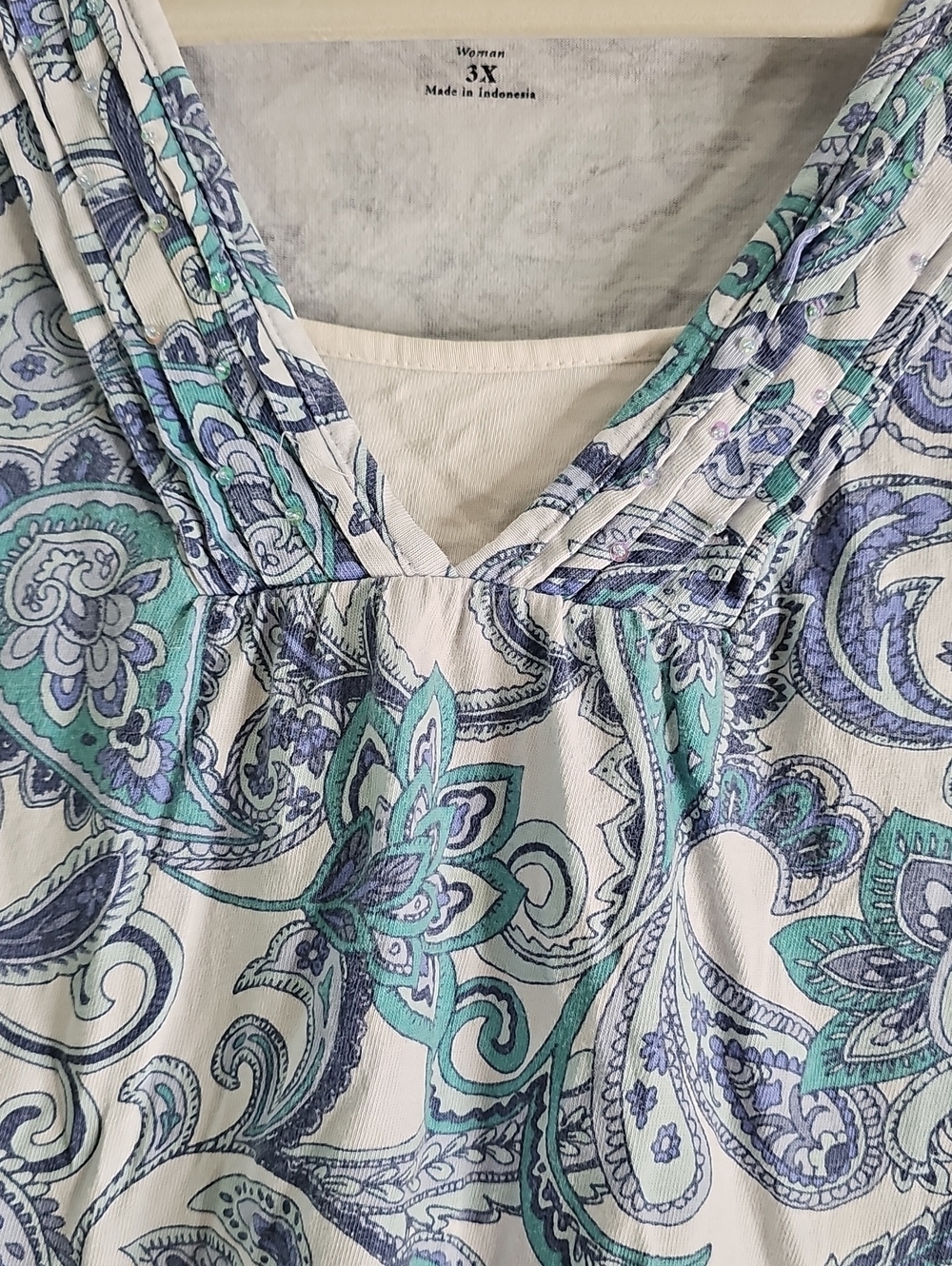 croft & barrow Blue & Aqua Paisley V-Neck Short Sleeve Tunic - Picture 2 of 5